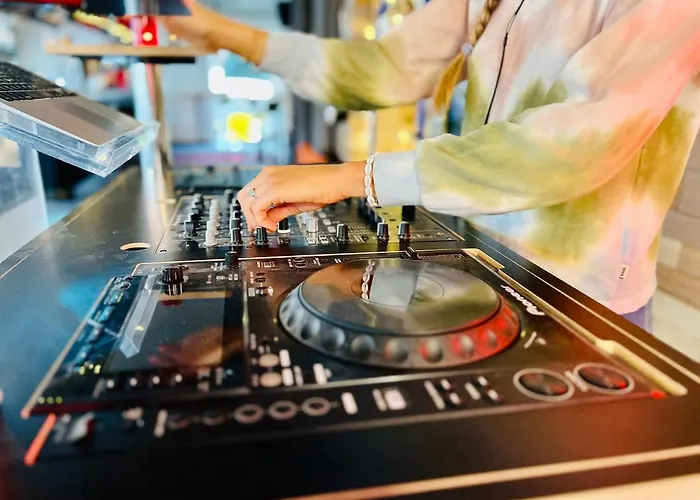 Отель The People - Les 2 Alpes 3*