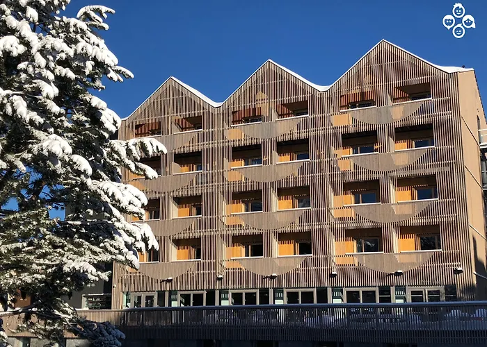 Отель The People - Les 2 Alpes 3*