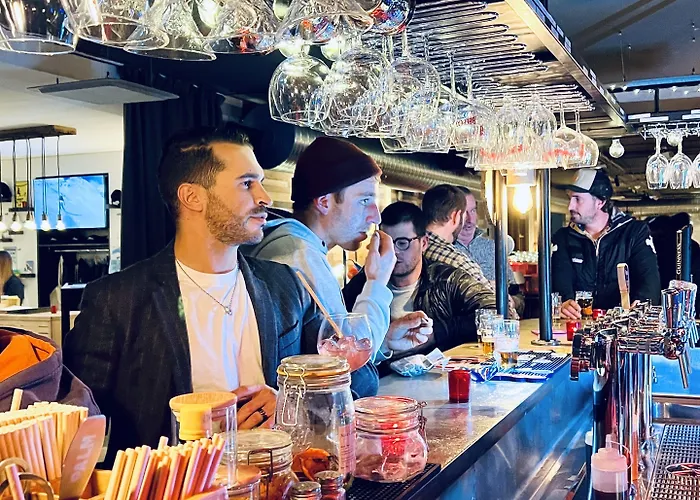 Отель The People - Les 2 Alpes Ле дез Альп