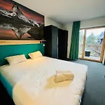 The People - Les 2 Alpes 3* Les Deux Alpes