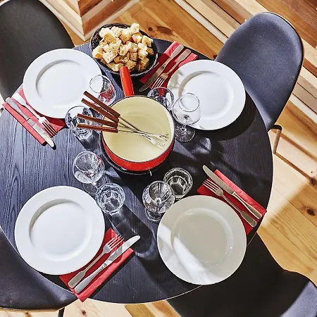 The People - Les 2 Alpes Les Deux Alpes