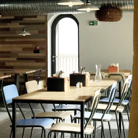 The People - Les 2 Alpes Hotel 3*