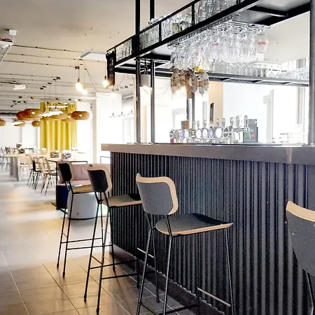 The People - Les 2 Alpes Szálloda