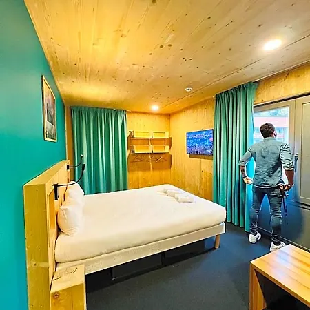 The People - Les 2 Alpes Hotell