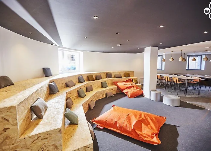 The People - Les 2 Alpes Hotel